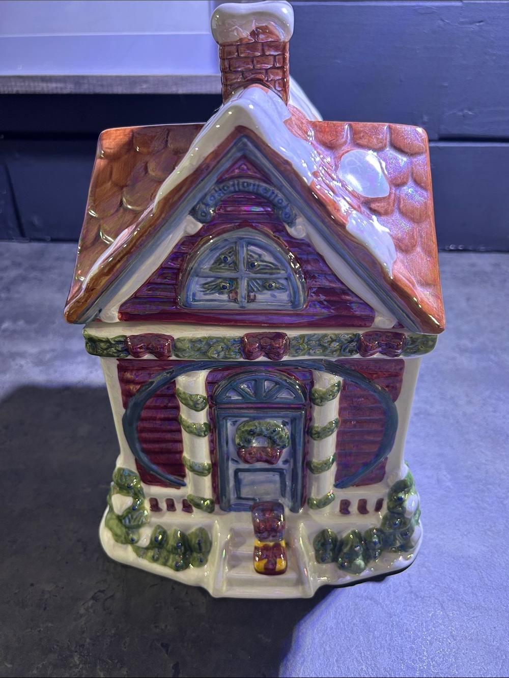 CARDINAL INC, Victorian Christmas Holiday House 11' Ceramic Cookie Jar